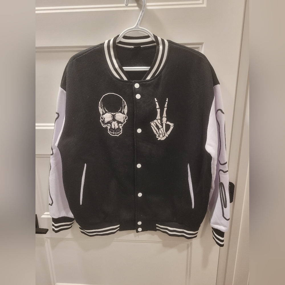 Shein Halloween vest black and White with pockets skeleton style Small